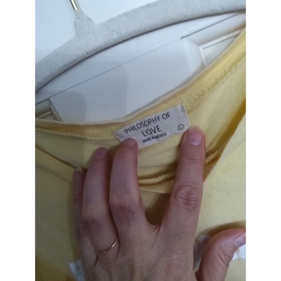 $Women's yellow crop top SZ LG Happy smiley face Philosophy of love brand - Picture 4 of 5